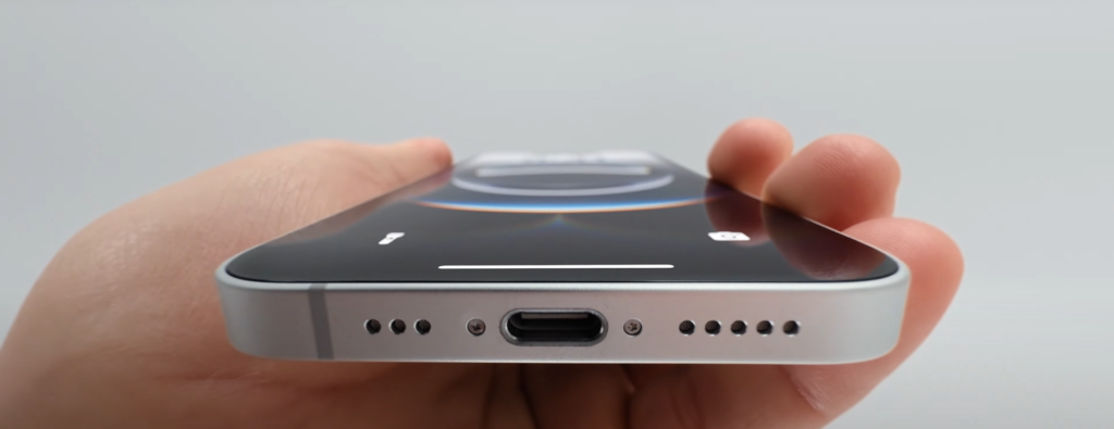 iPhone 16e